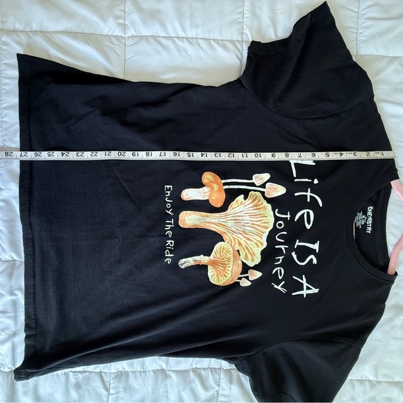 Chemistry “Life Is A Journey” Mushroom Graphic Tee Size XL - Picture 5 of 5
